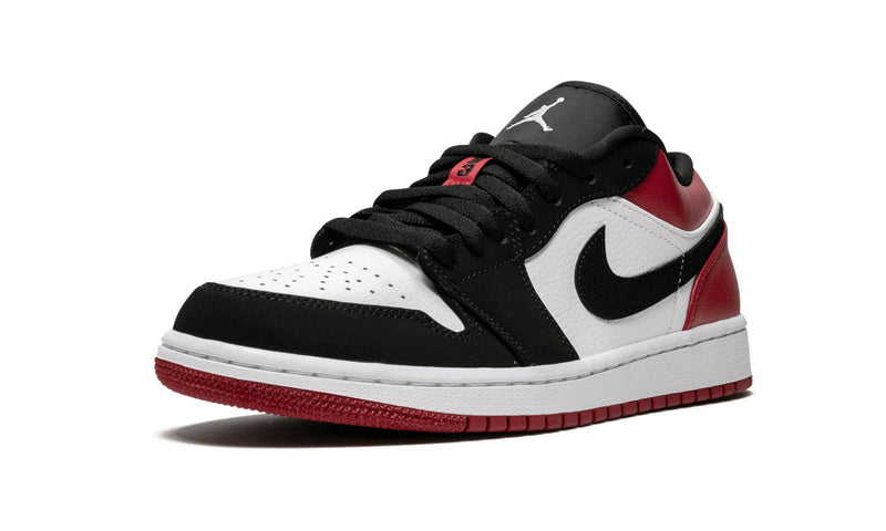 AIR JORDAN 1 LOW "Black Toe"