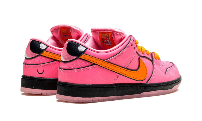 NIKE SB DUNK LOW "Powerpuff Girls - Blossom